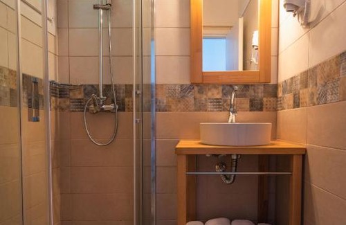 Sinarades Apartamento | Yaliskari Beach