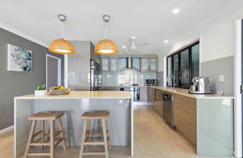 Mooloolaba Casa | YALLA24-Luxury Resort Style Home