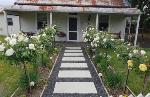 Apsley Casa | Yallamatta Bed and Breakfast