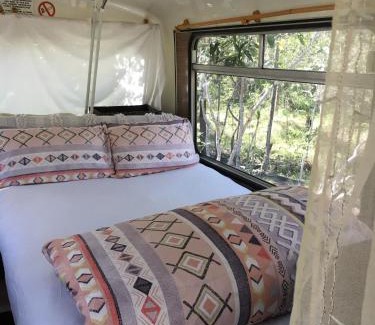 Gurranang Otro | Yamba Hinterland bush retreat - Vintage bus stay