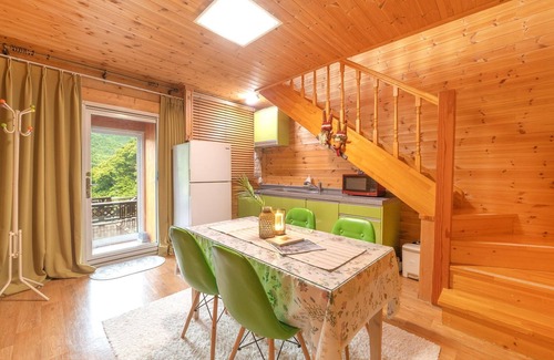 Yongmun Casa | Yangpyeong Isobiyagi Spa Pension