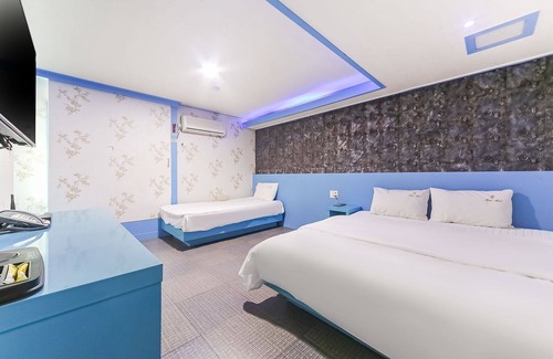 Yangsan Hotel | Yangsan Bukbudong Benz