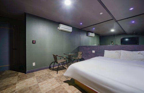 Yangsan Hotel | Yangsan Bukbudong Benz