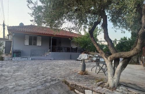 Albanian Riviera Casa | Yannoula's Family Home