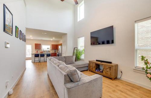 Forney Casa | Yard and Office Spacious Family Home in Forney