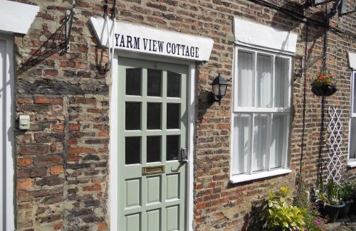 Yarm Casa | Yarm View Cottages
