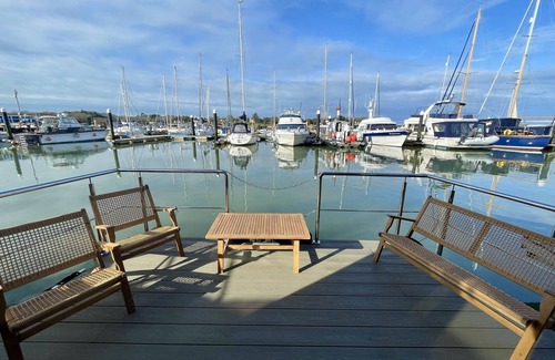 Yarmouth Alquiler De Eote | Yarmouth Waterlodge Floating Apartment (Harbour Haven), Waterlodge 2