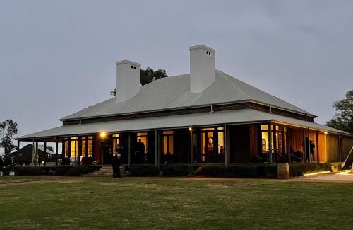 Ootha Casa | Yarrabandai Creek Homestead