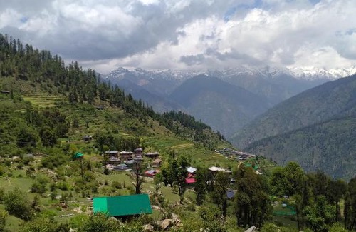 Banjar Casa | Yash wooden home stay tirthan valley