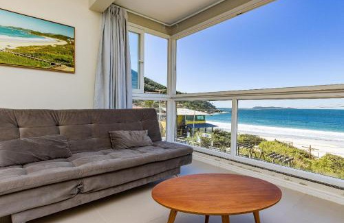 Quatro Ilhas Apartamento | Yasmin 201 – Lindo Apartamento com Vista Panorâmica para o Mar em Quatro Ilhas, com Roupa de Cama e Toalhas Inclusas.