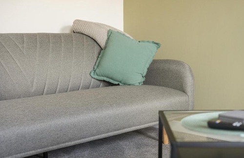 Sheffield Apartamento | Yasmin's Townhouse - Sleeps upto 10, great for groups with FREE Parking - Hosted by Stay Host Save