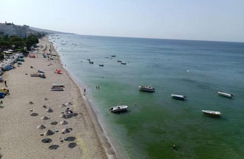 Buyukcekmece Apartamento | YAZ-KIŞ, SAHİLDE, SİTEDE, KONFOR, MANZARALI, KLİMALI Daire