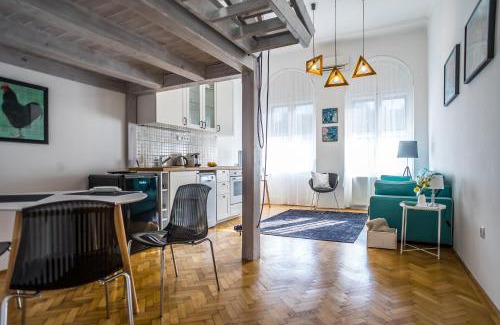 Szekesfehervar Apartamento | Ybl Apartment City Center