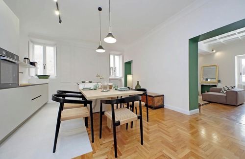 Rione XI Sant'Angelo Apartamento | YCH-Luxury home near Piazza Venezia