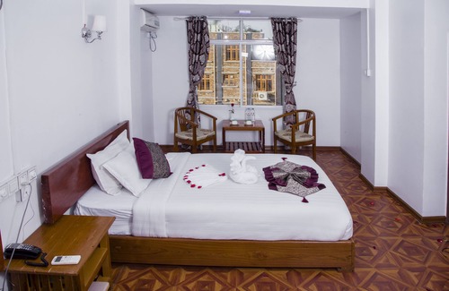 Mandalay Hotel | Ye Myanmar Hotel