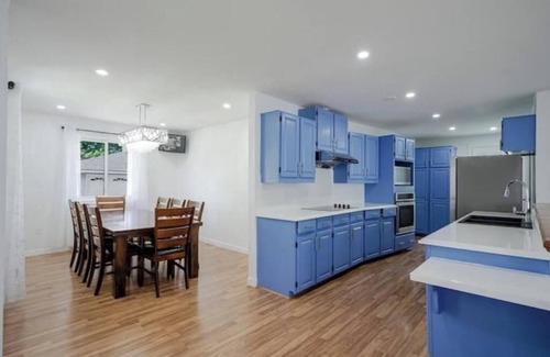 Deseronto Cabaña | Year Round Lakeview Cottage