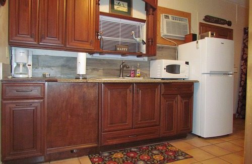 Cross Creek Cabina | Yearling Restaurant and Cabins