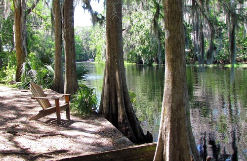Cross Creek Cabina | Yearling Restaurant and Cabins