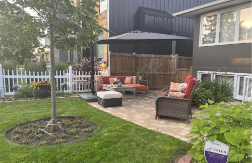 Northeast Edmonton Apartamento | YEG Chic Luxury Accommodation