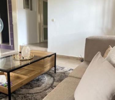 Komo-Mondah Apartamento | YEL Home