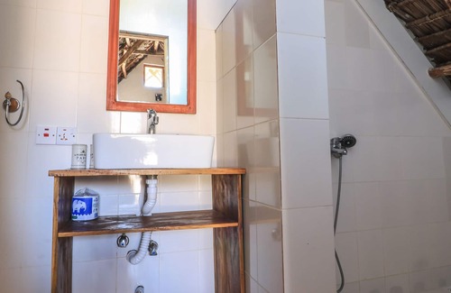 Jambiani Casa | Yellow Card Apartment & Bungalow
