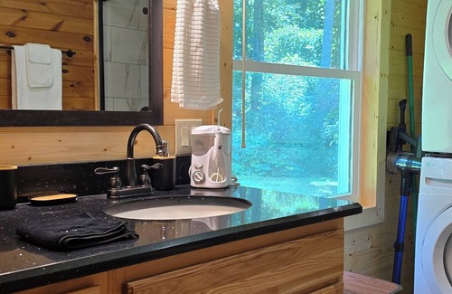 Robbinsville Casa | Yellow Creek Cabin