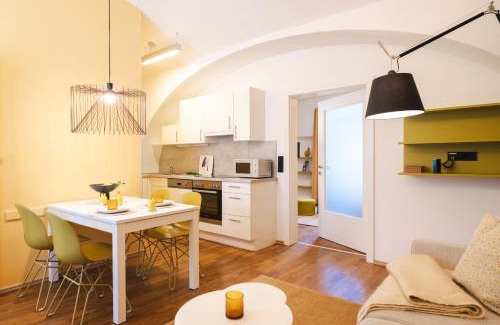 Geidorf Apartamento | Yellow Flat by GrazRentals with best location & free parking