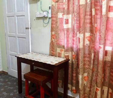 Kuala Rompin Casa | yellow homestay
