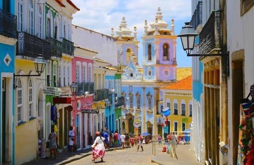 Nazare Casa | Yellow house 3