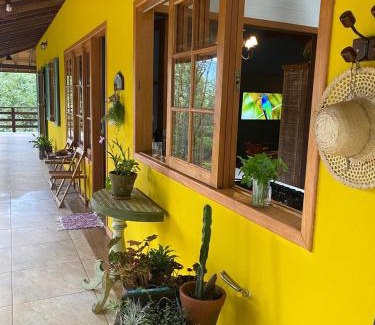 Nucleo Maua Casa | Yellow House Santa Clara