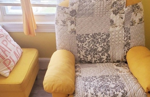 Dover Casa | Yellow Rm Dover-Del State, Bayhealth- Dov Base