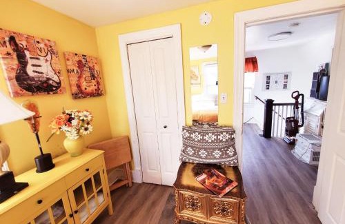 Dover Casa | Yellow Rm Dover- Del State, Bayhealth- Dov Base