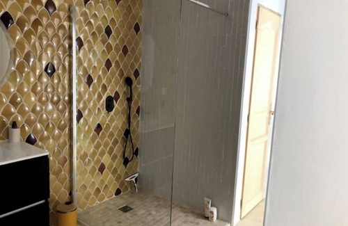 Anduze Apartamento | Yellow Room Escape