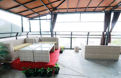 Catur Tunggal Hotel | Yellow Star Hotel Gejayan