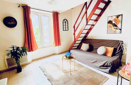 Fontainebleau Apartamento | Yellow - The KING DUPLEX near the Castle FONTAINEBLEAU