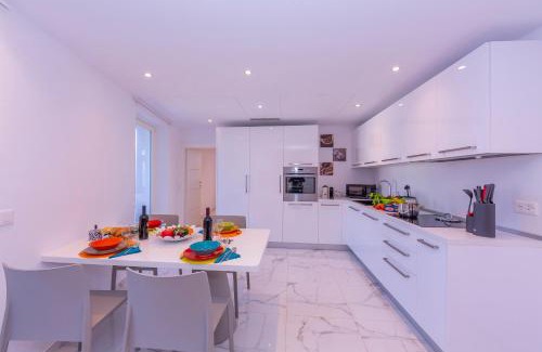Ronco sopra Ascona Apartamento | Yellow View Apartment - Happy Rentals