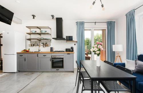 Zator Casa | Yellow villa
