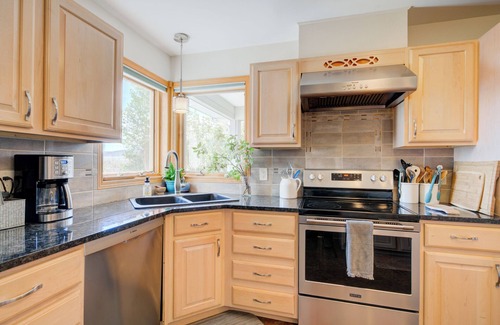 Livingston Casa | Yellowstone Country Home - Launchpad for a trip of a lifetime!