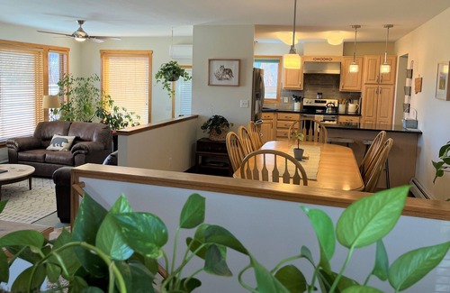 Livingston Casa | Yellowstone Country Home - Launchpad for a trip of a lifetime!