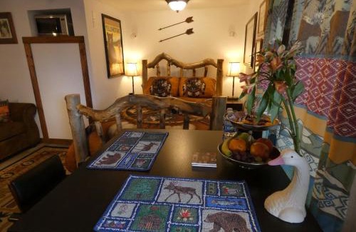 West Yellowstone Hotel | Yellowstone Motel - Adults Only - All rooms have kitchens