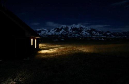 Emigrant Casa | Yellowstone Trail Lodge