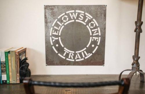 Emigrant Casa | Yellowstone Trail Lodge