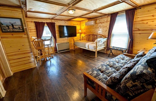 Gardiner Casa | Yellowstone Treasure Guest House #1