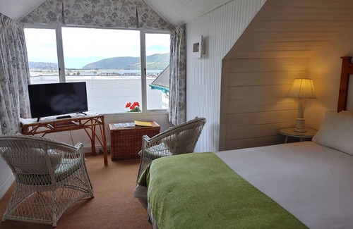 Knysna Casa | Yellowwood Lodge - Adults Only