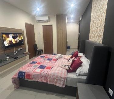 Batu Lintang Apartamento | Yenbear Homestay Kozi Square Kuching Sarawak