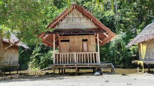 Pianemo Islands Casa | Yenmankankan Homestay