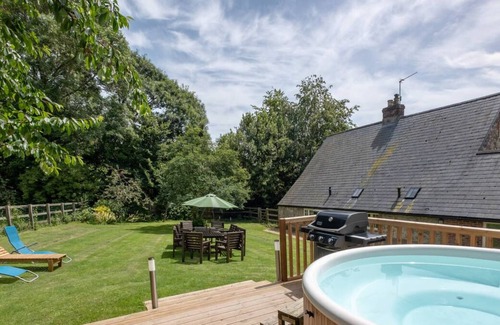 Sandown Casa | Yeoman Farmhouse in the beautiful Sandown