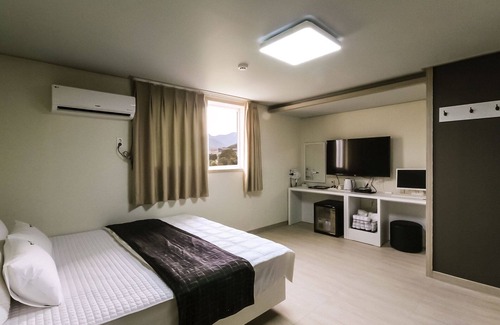 Yeongcheon Hotel | Yeongcheon Yolo Self Check-in Motel