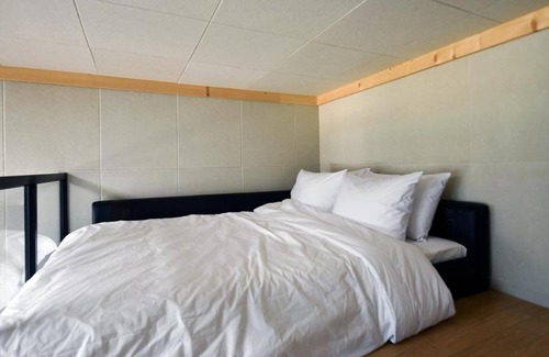Yeosu Casa | Yeosu Chunghong Pension