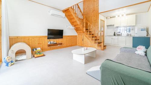 Dolsan-eup Casa | Yeosu Dangdangi Dog Family Pension Gold